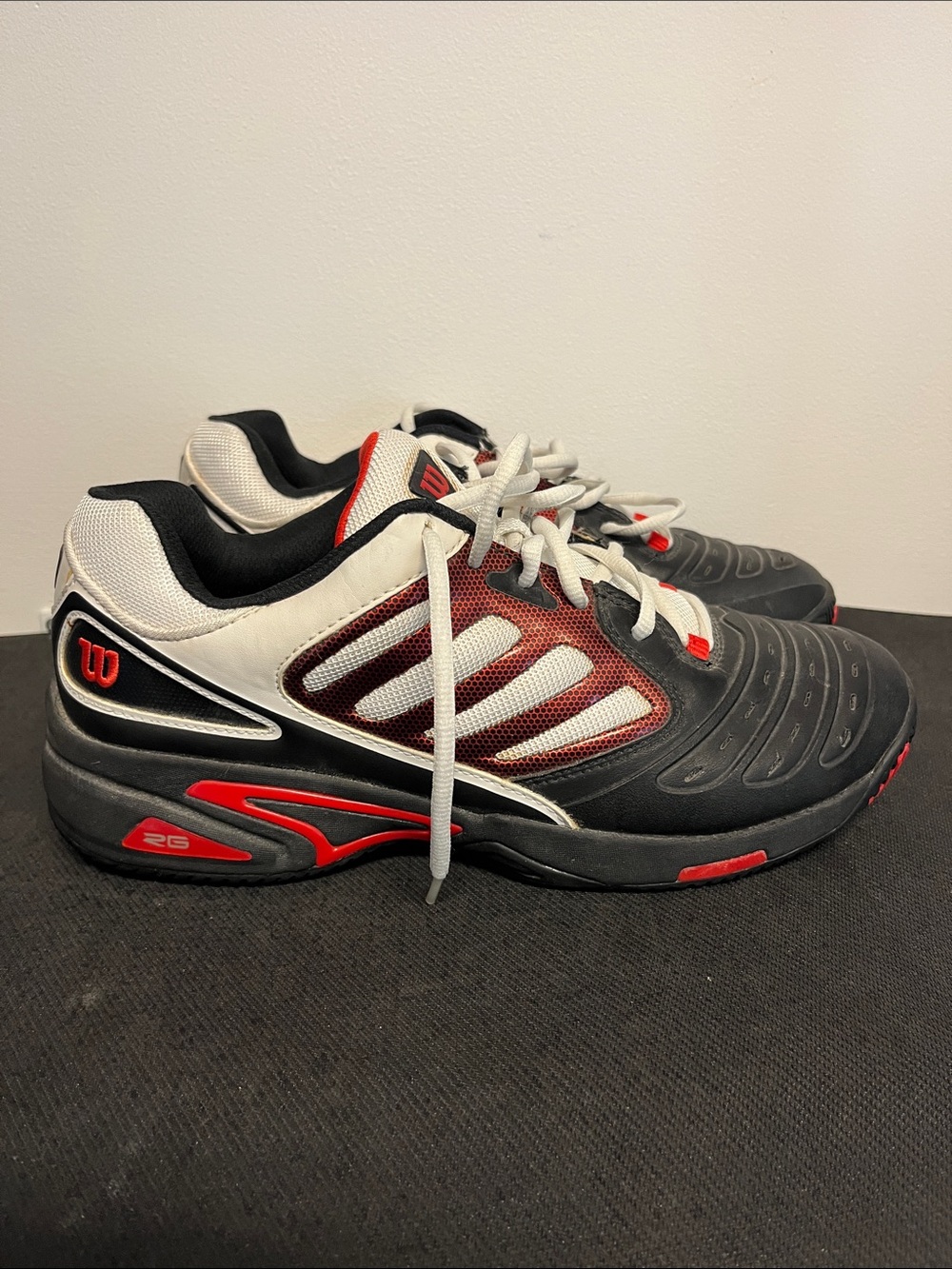 Vintage Wilson RG Men’s Athletic Tennis Pickleball Shoes Size 9 WRS312100 (B11)